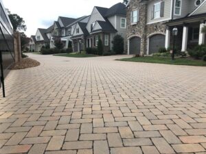 Cotsworld Retreat Pavers Driveway